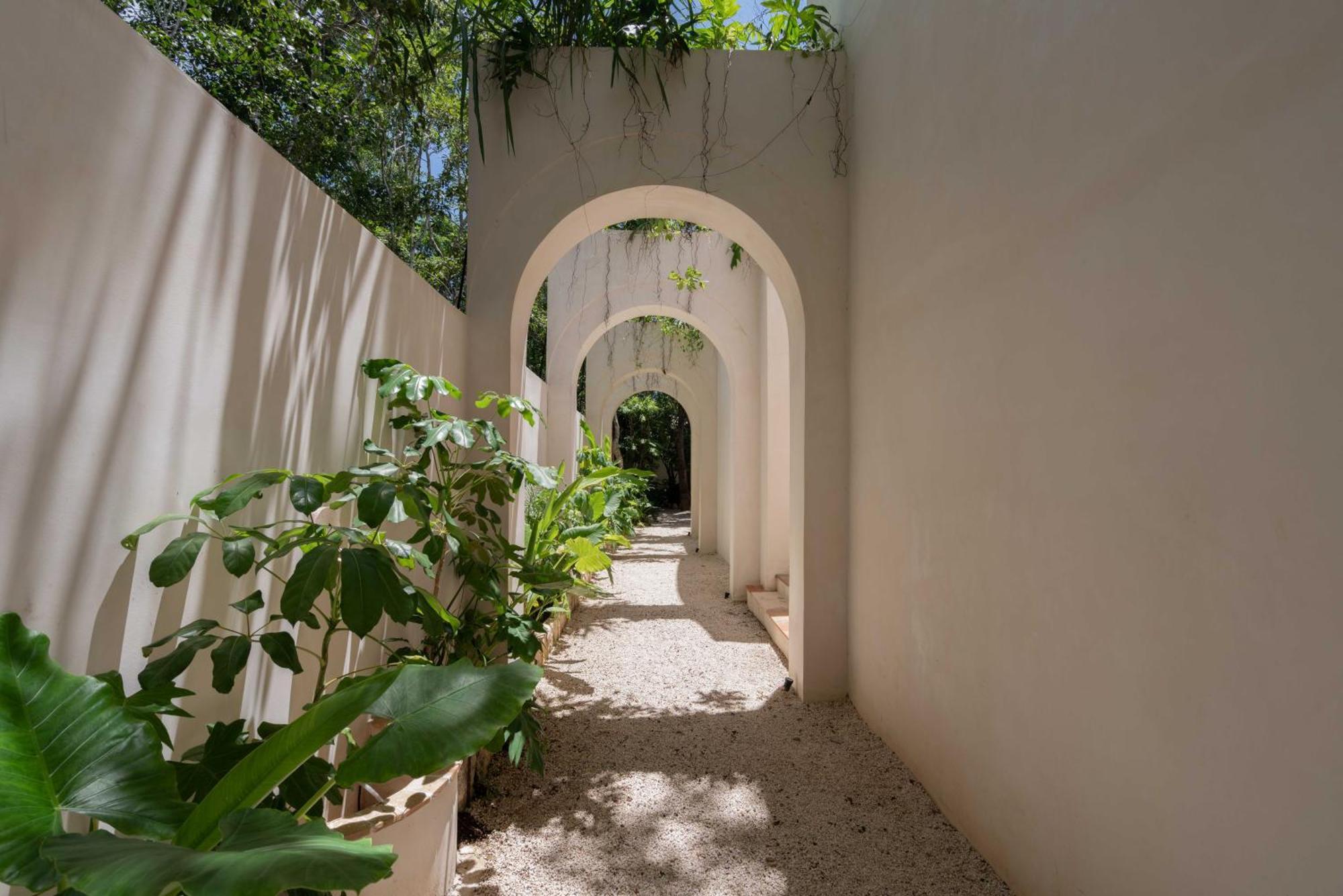 Anat Tantric Boutique Hotel Тулум Экстерьер фото